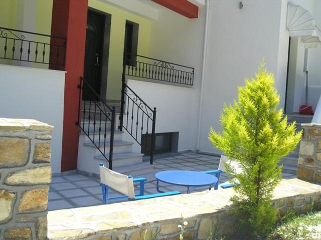 Golden Beach Inn Chrysi Ammoudia Bagian luar foto