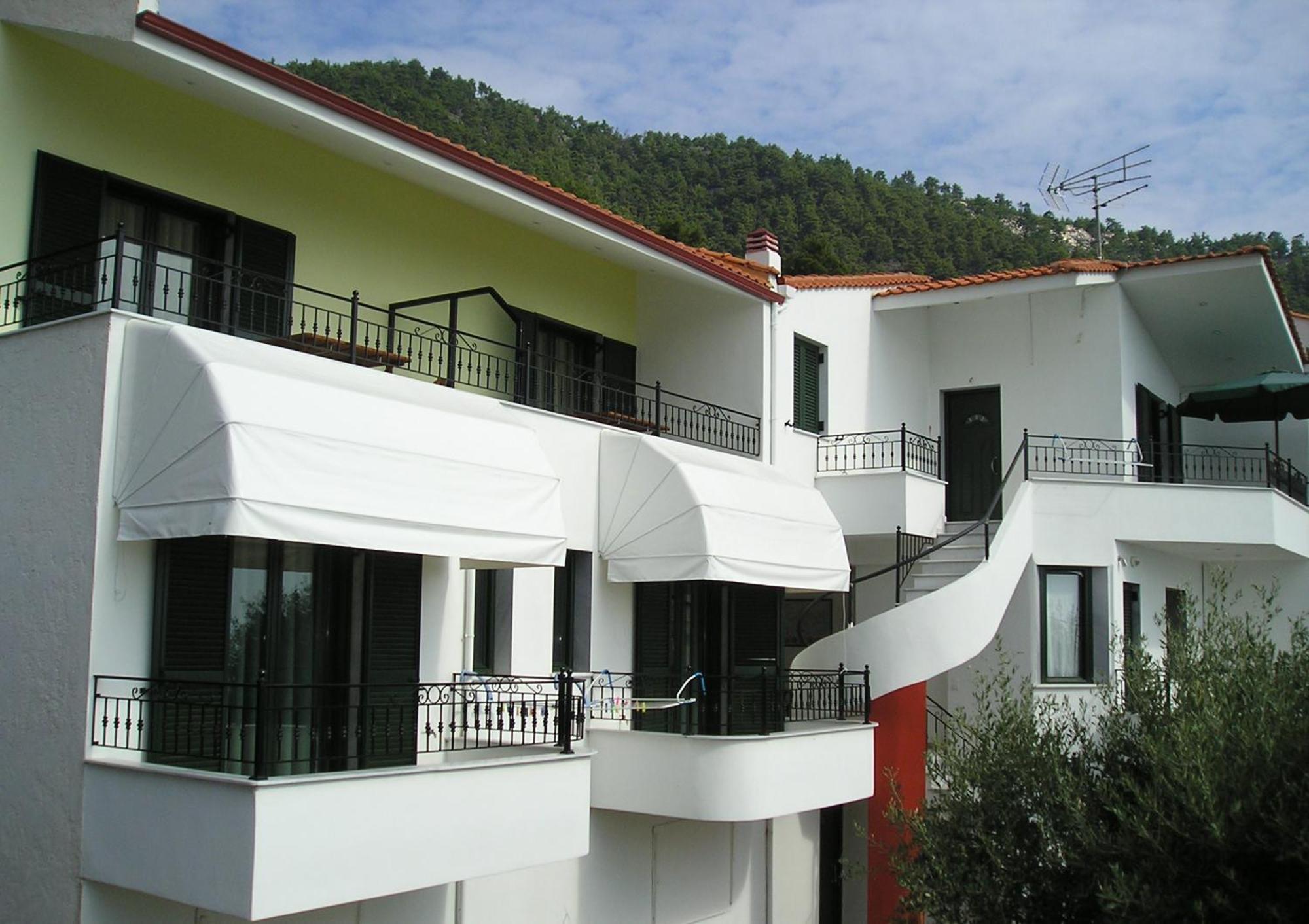 Golden Beach Inn Chrysi Ammoudia Ruang foto