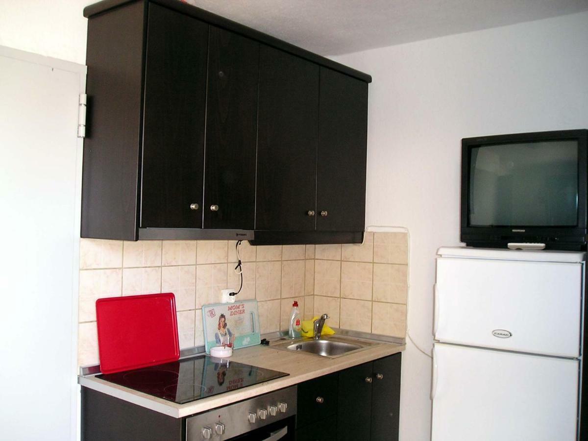 Golden Beach Inn Chrysi Ammoudia Bagian luar foto